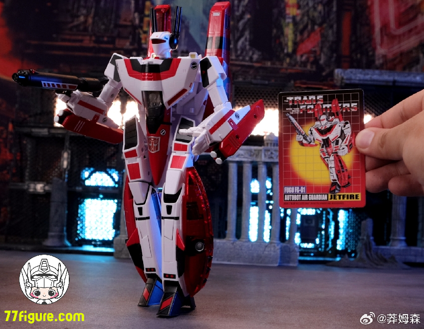 FG Model FG-01 マクロス VF-1S ゴッド・オブ・フレイム ファストパックアーマー付き 標準版