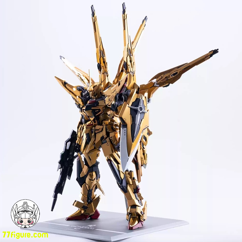 【予約商品】八咫烏テクノロジー 1/100 MG アカツキ ゴールデンバージョン プラモデル