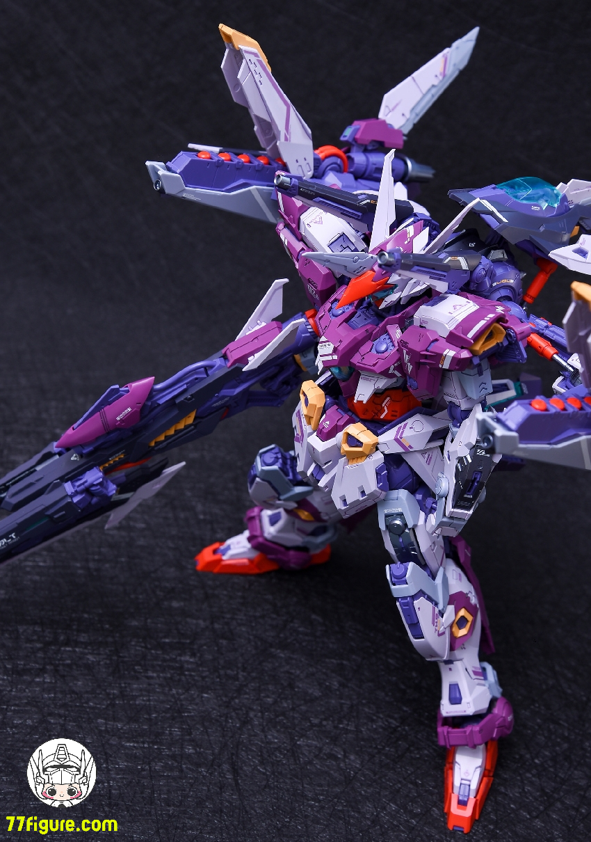 【品切れ】IN ERA+ 1/100 THB-02A 「RMDシリーズ」 サンダーボルト(雷霆) プラモデル(特典なし)