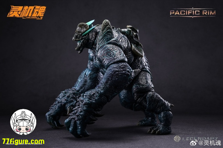 【先行販売】霊機魂 パシフィック・リム レザーバック 塗装済み可動フィギュア