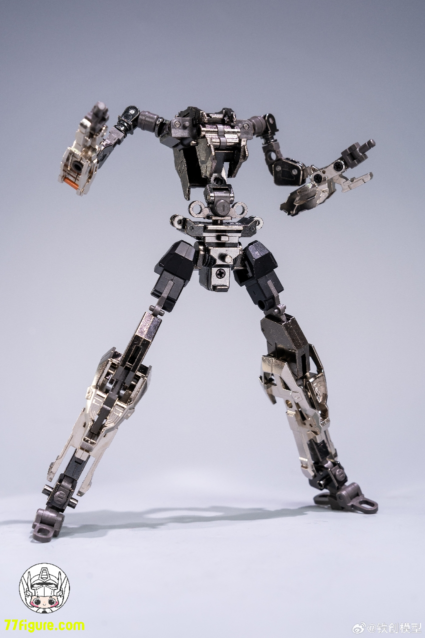 鉄創模型 Iron Toys 1/100 MG Daban 8829 ストライクガンダム用 合金フレーム プラモデル