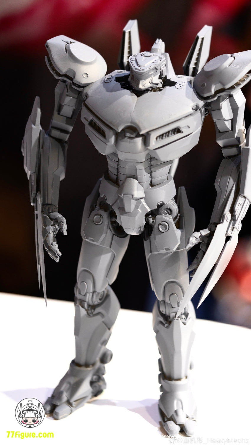 【先行販売】HeavyMecha パシフィック・リム ストライカー・エウレカ 塗装済み可動フィギュア