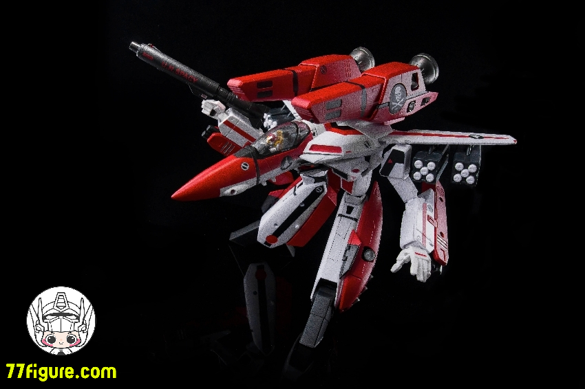 FG Model FG-01 マクロス VF-1S ゴッド・オブ・フレイム ファストパックアーマー付き 標準版