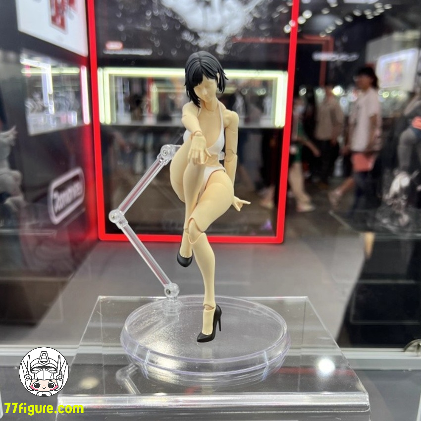 【予約商品】Romankey 1/12 UMS004 女性素体 黄 Ver.塗装済み可動フィギュア