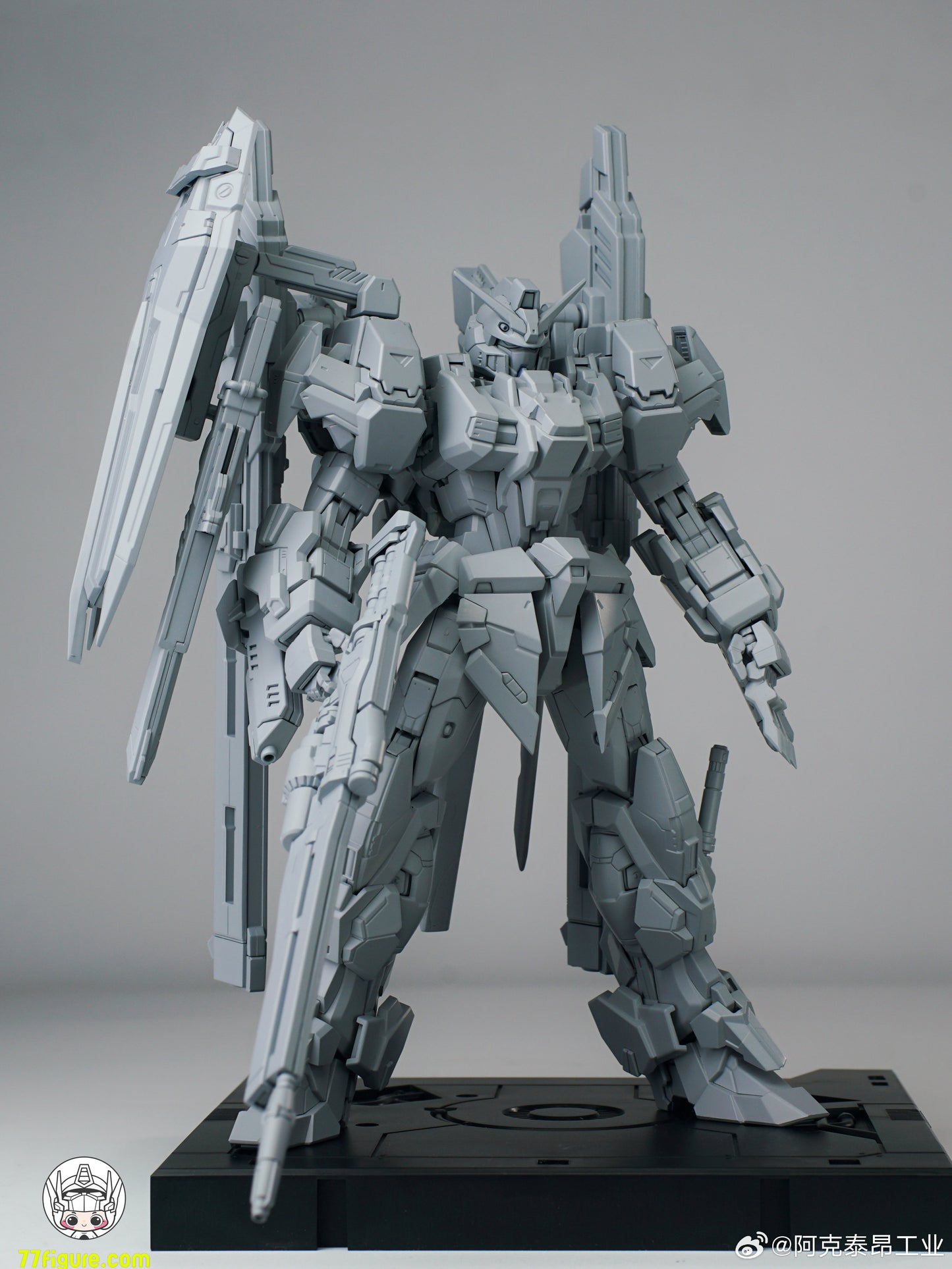 【予約商品】Arkteon Industry 1/100 サンダーストーム プラモデル