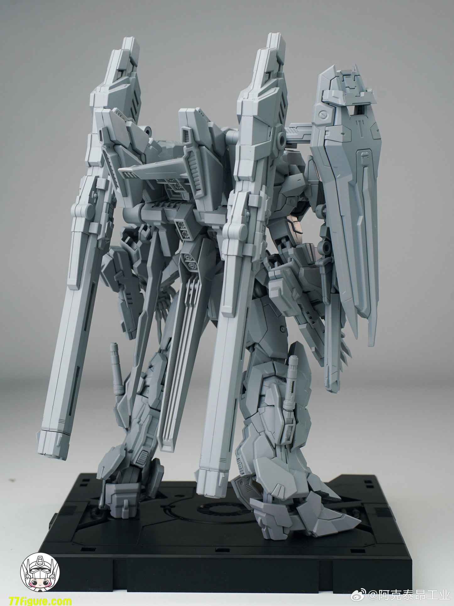 【予約商品】Arkteon Industry 1/100 サンダーストーム プラモデル