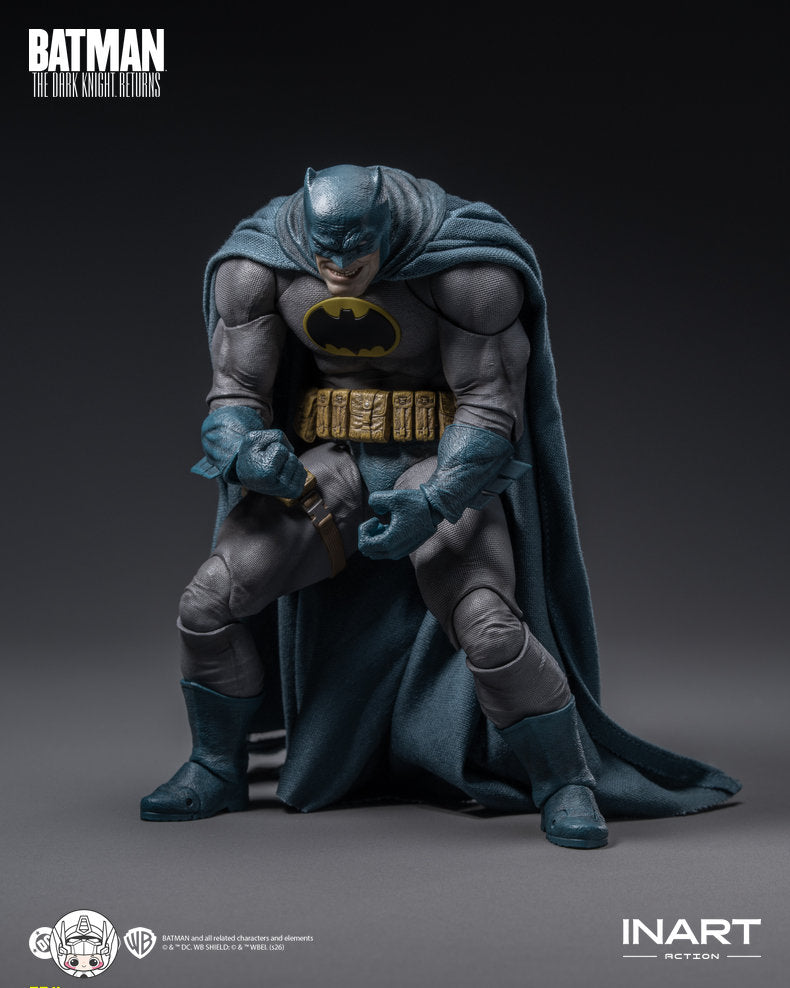 【予約商品】INART MAG C0006 『ダークナイト・リターンズ』 バットマン ブルースーツ 塗装済み可動フィギュア