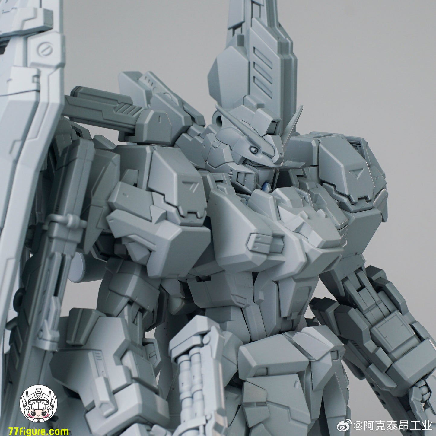 【予約商品】Arkteon Industry 1/100 サンダーストーム プラモデル