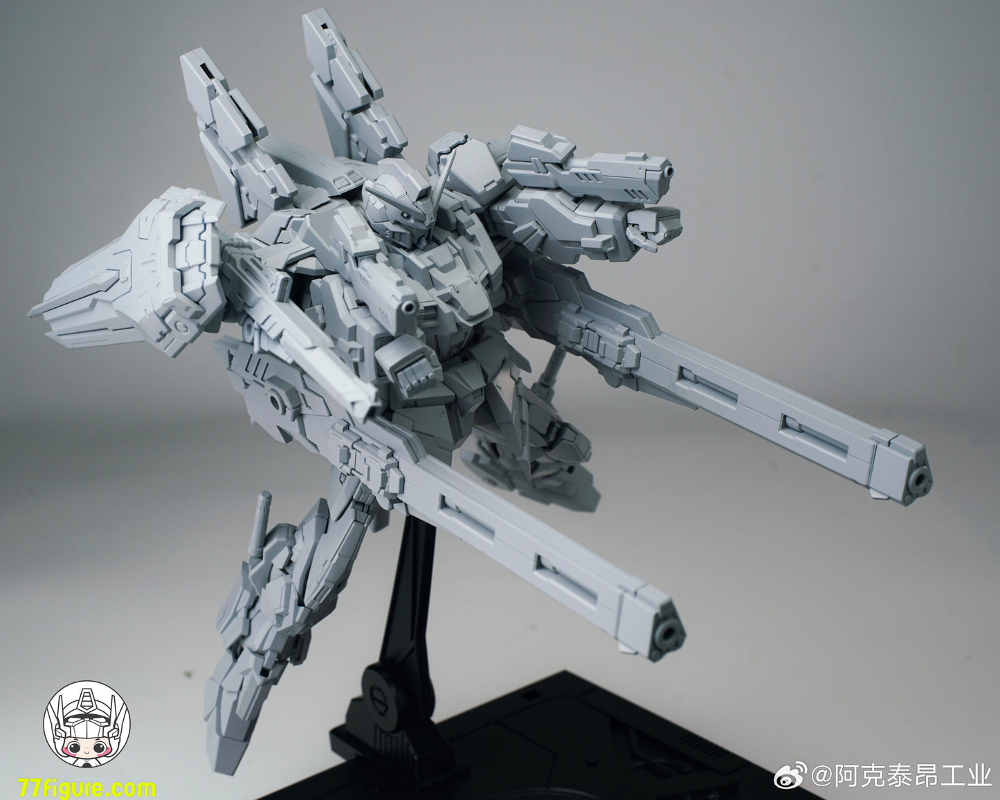 【予約商品】Arkteon Industry 1/100 サンダーストーム プラモデル