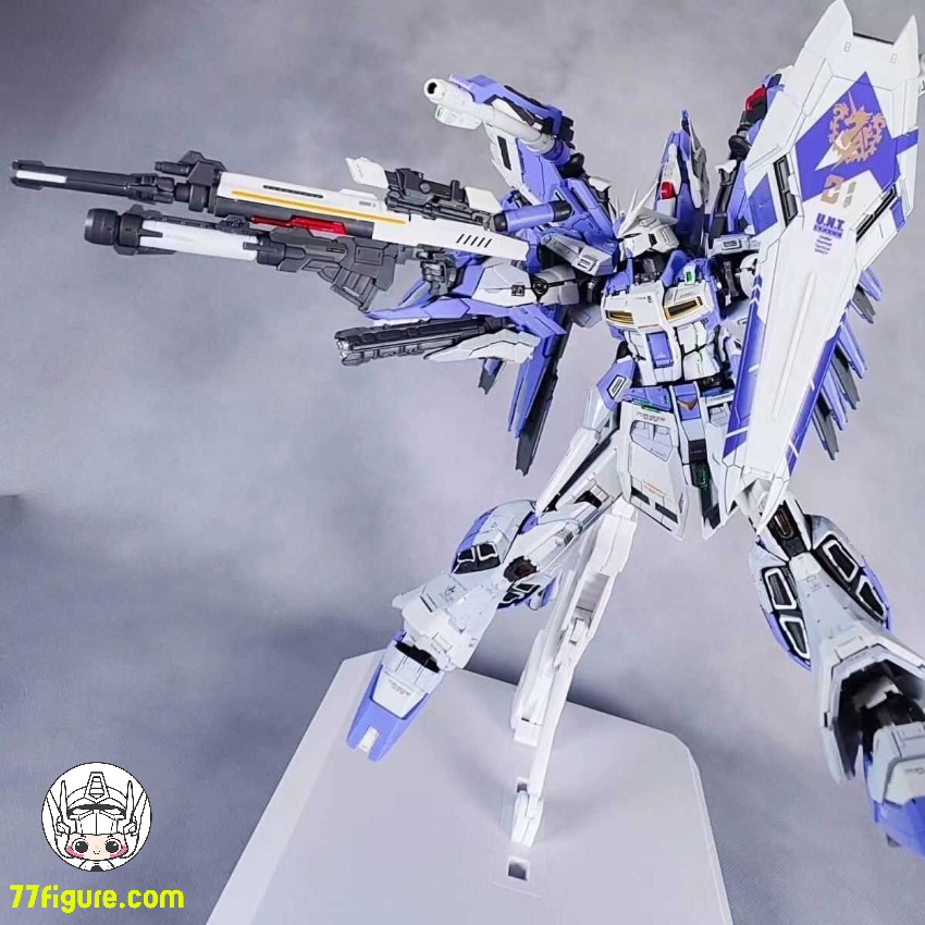 【予約商品】Vtiger 1/100 Rx-93-v2 Hi-v & ガン プラモデル