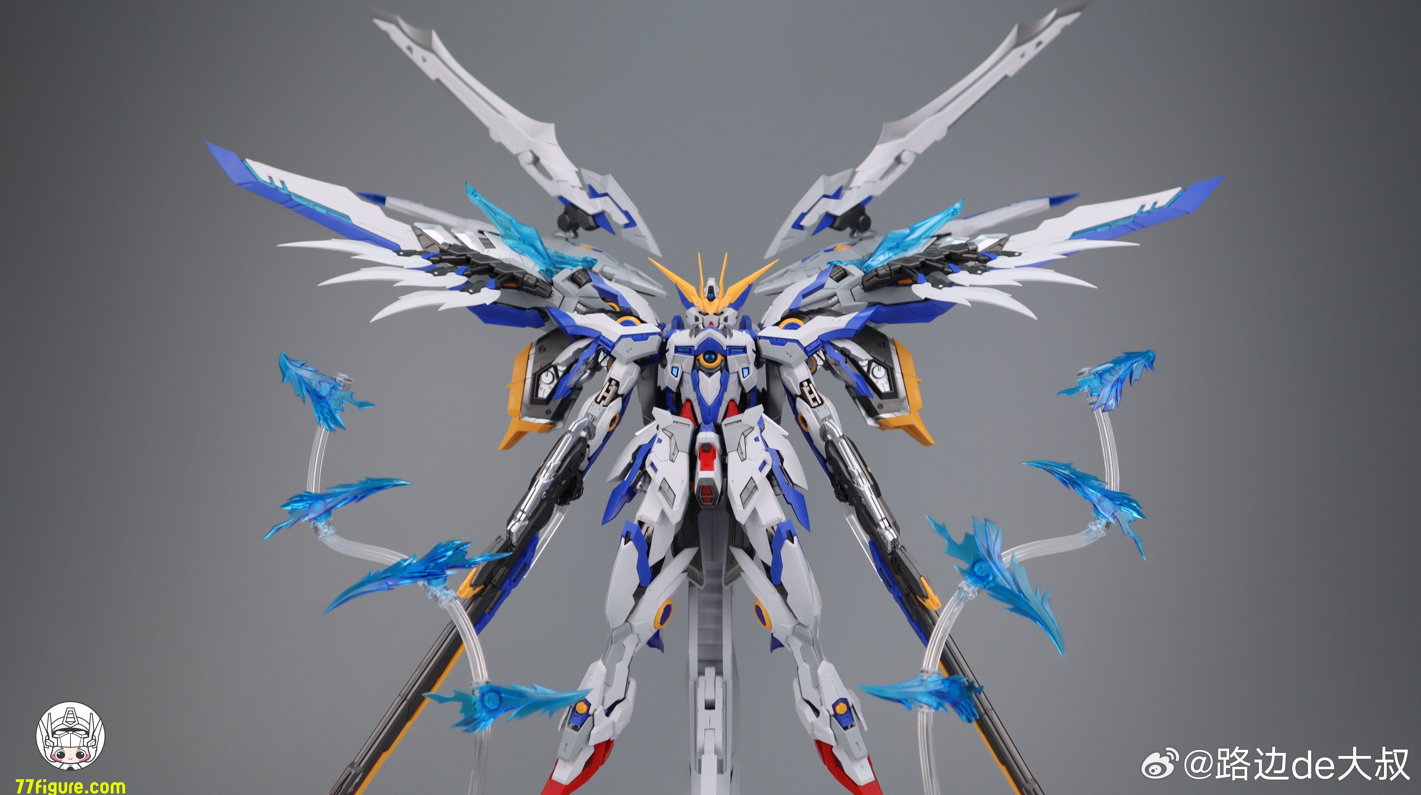 ZZA Model 1/100 CH-01 ブルーフレーム 合金フレーム付き プラモデル