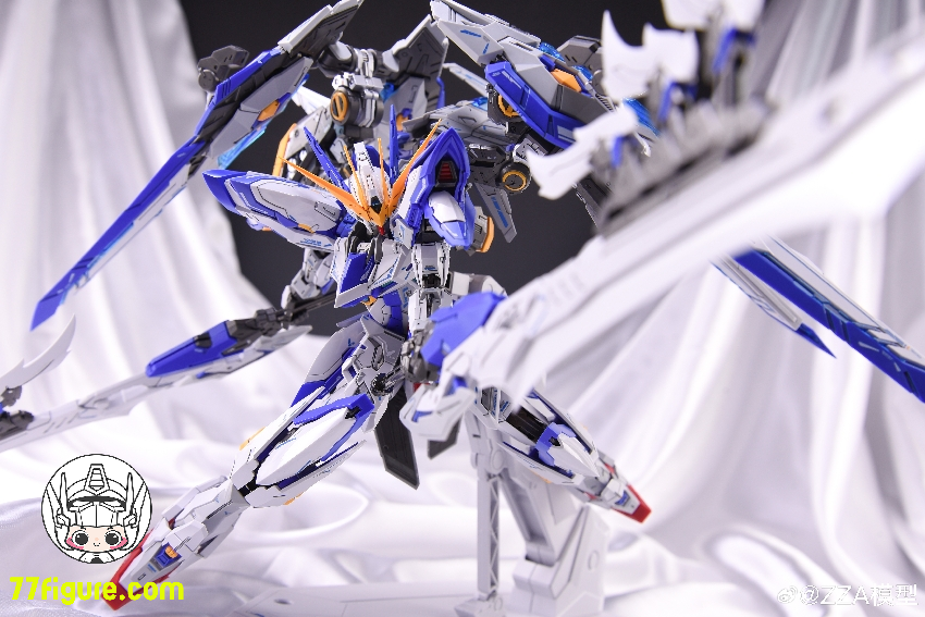 ZZA Model 1/100 CH-01 ブルーフレーム 合金フレーム付き ZZA Model 1/100 CH-01 ブルーフレーム 合金フレーム付き