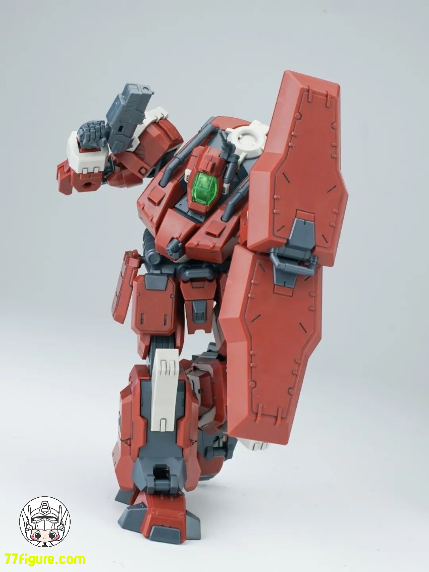 酋長大陸 1/144 超動騎兵 轟魔 赤Ver. プラモデル