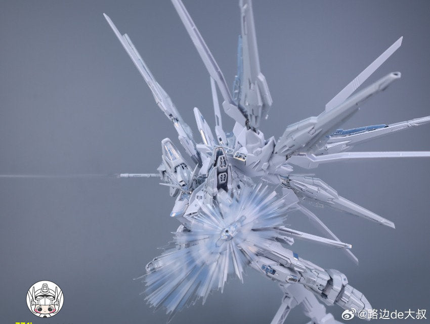 【予約商品】鍂鑫モデル 1/100 MGEX 真暮光白 プラモデル
