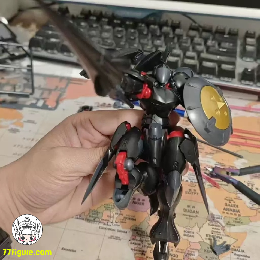 【予約商品】酋長大陸 1/144 超動騎兵 アクタイン 黒いVer. プラモデル