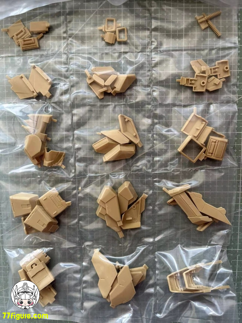 MILLER 1/60 ユニコーンガンダム2号機 バンシィ GK
