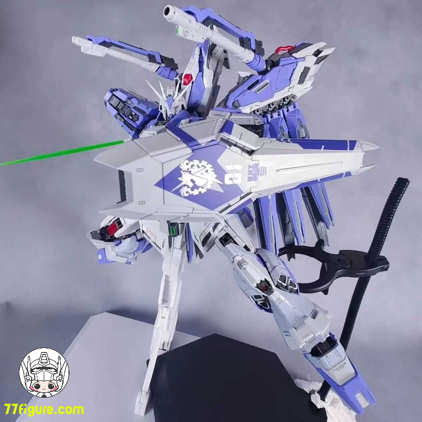 【予約商品】Vtiger 1/100 Rx-93-v2 Hi-v & ガン プラモデル