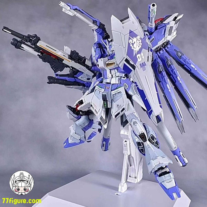 【予約商品】Vtiger 1/100 Rx-93-v2 Hi-v & ガン プラモデル